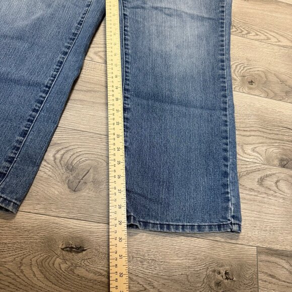 CJ Banks Womens Curvy Fit Jeans Plus Size 18 Denim Slimming Waist Band Stretch - Picture 8 of 11